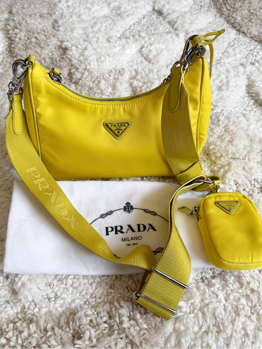 PRADA Re-Edition 2005 yellow Re-Nylon tessuto multi pochette crossbody bag - Picture 2 of 16
